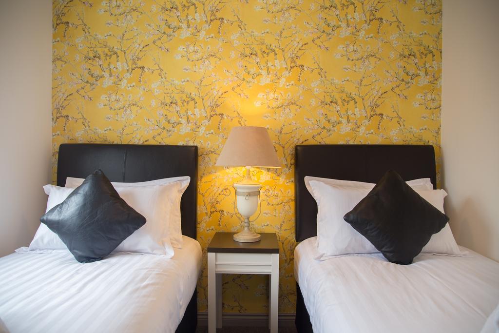 Armorica Hotel Оранмор Екстериор снимка